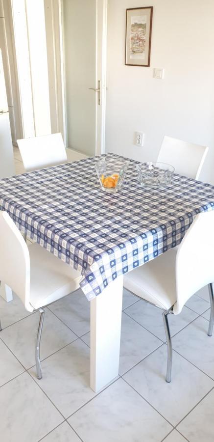 The White Apartment Ohrid Esterno foto